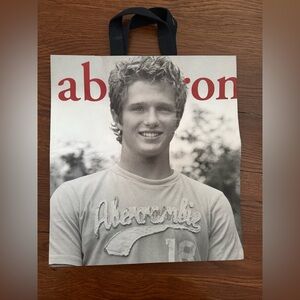 Abercrombie & Fitch Graphic Print large shopping Bag w/fabric handles